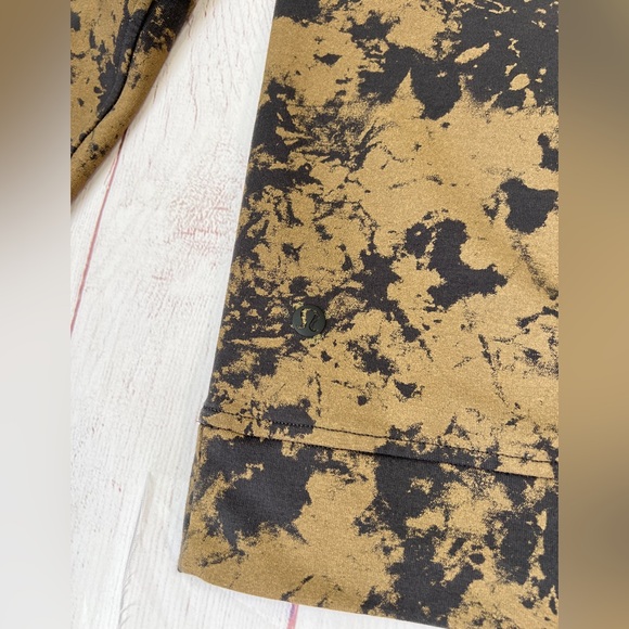 Lululemon Men's City Sweat Pullover Hoodie - Small - black tan hooded sweatshirt - Picture 14 of 15